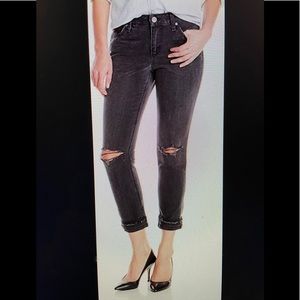 Joe’s Jeans  NWT Billie Boyfriend Ankle 30
